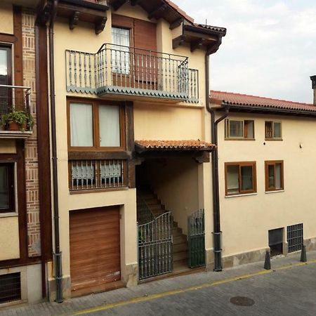 Zaguan Casa de hóspedes Rascafría Exterior foto