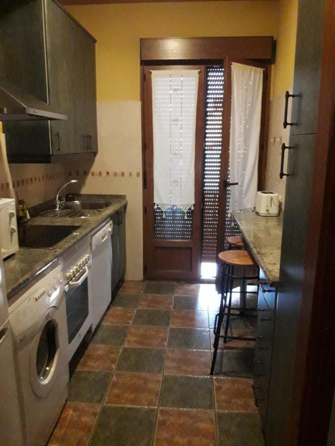 Zaguan Casa de hóspedes Rascafría Exterior foto